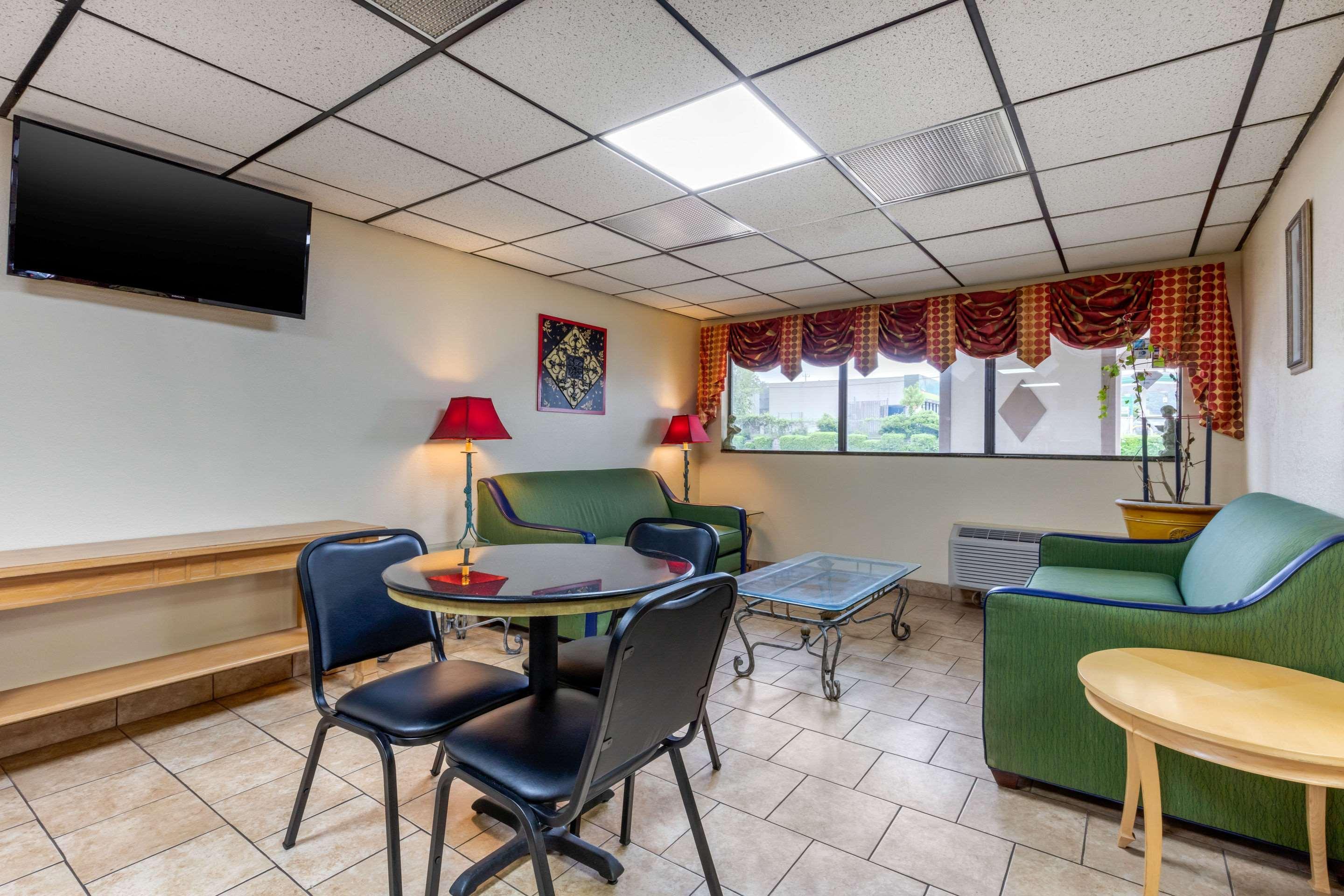 Econo Lodge Чаттануга Экстерьер фото