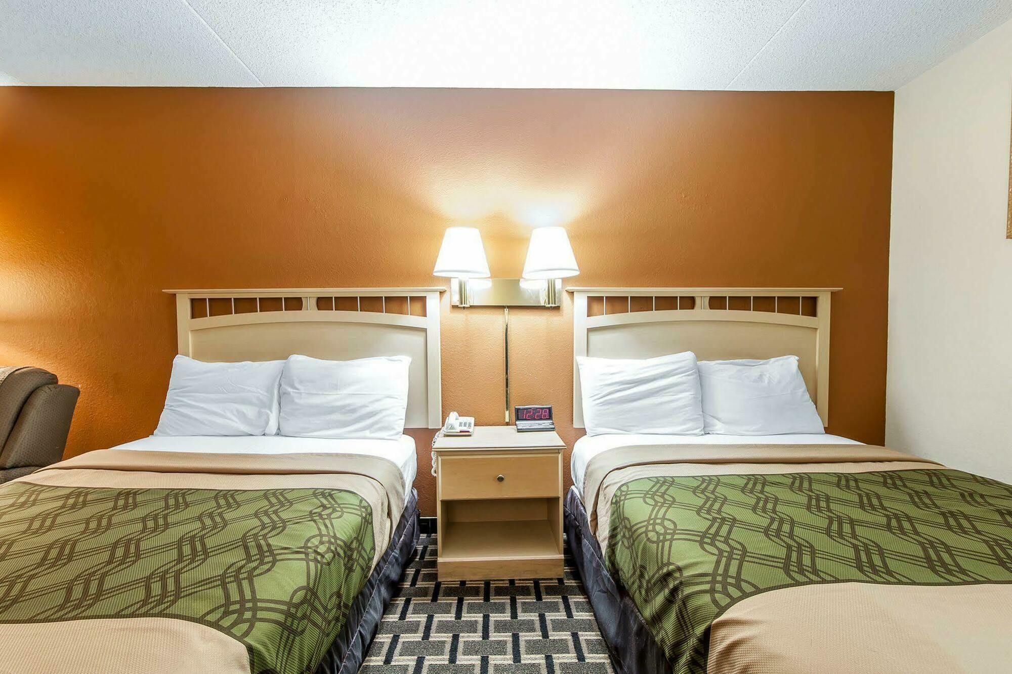 Econo Lodge Чаттануга Экстерьер фото